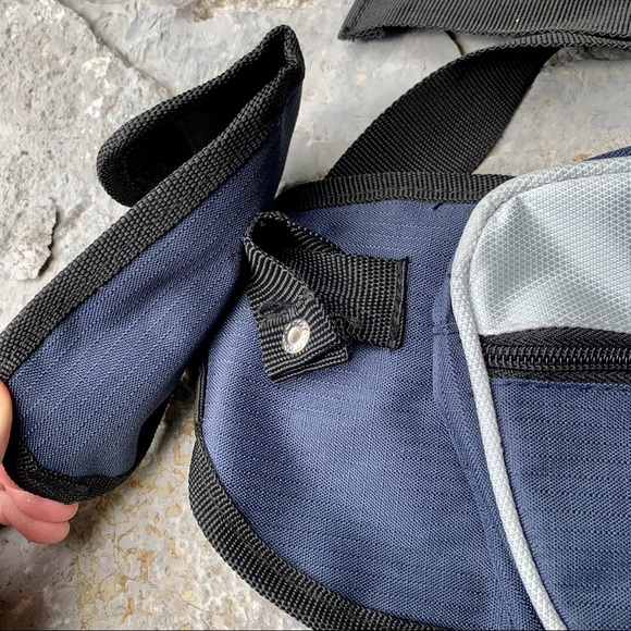 Roots Crossbody/Belt Bag - Picture 4 of 4